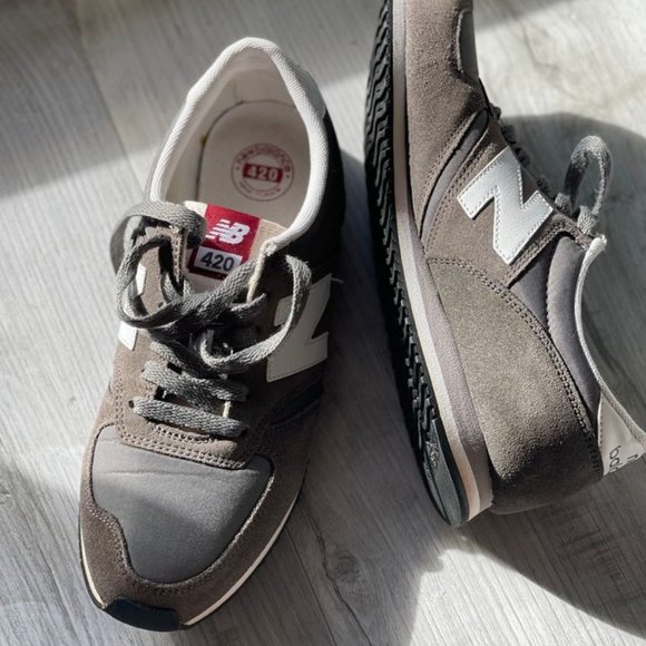 New Balance 420 size 7.5 - Picture 6 of 8